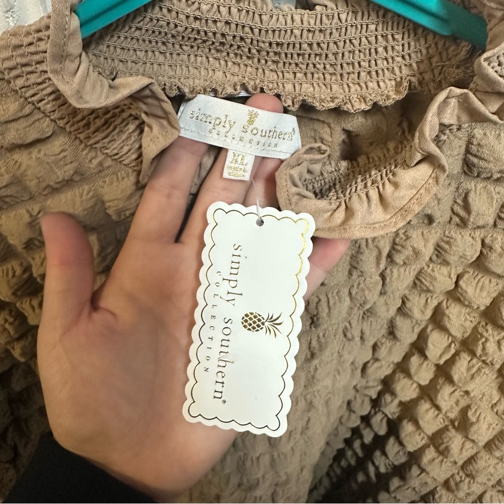 Simply Southern Tan Bubble Breeze Top – Size XL NWT - Picture 6 of 9